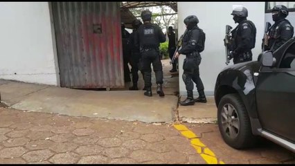 Agentes do SOE são mobilizados na carceragem da Polícia Civil