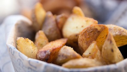 البطاطا  المشوية مع الثوم ‏