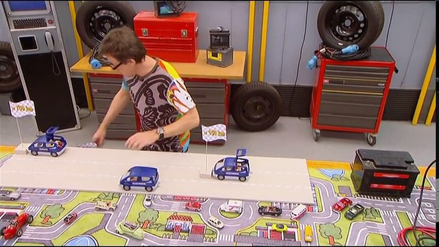 Voitures éléctriques - C'est Pas Sorcier