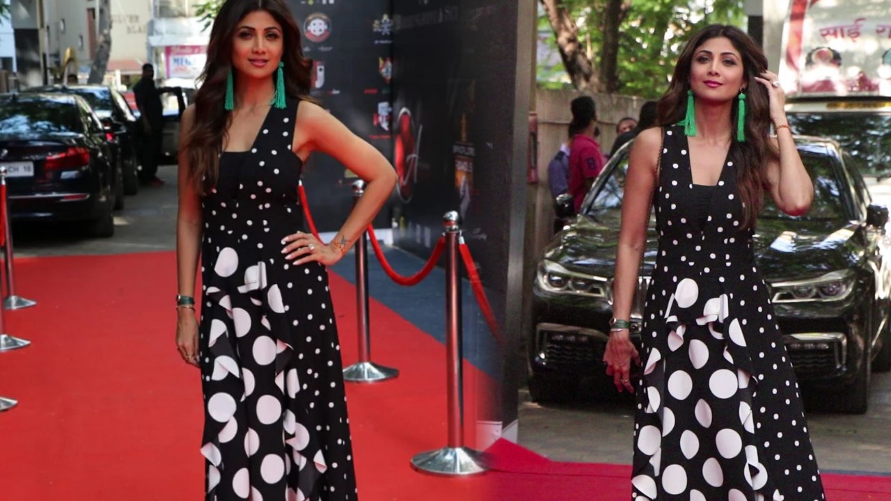 Shilpa Shetty Polka Dot ड्रेस में छा गई, आप भी देखिए शिल्पा की ये अदाएं | Boldsky
