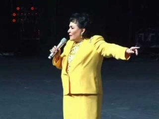 Carmen Salinas califica a Ebrard como ''ángel de la guarda'