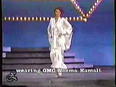 12 Night of 100 Stars (1985)- Diamond Fashion Show
