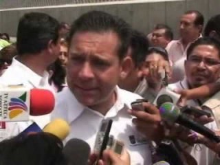 Si no pueden, renuncien: gobernador de Tamaulipas a policía