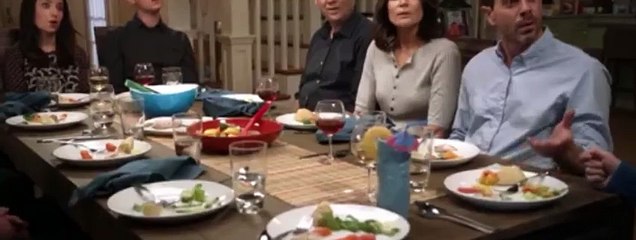 Life in Pieces S01E14 Will Trash Book Spa