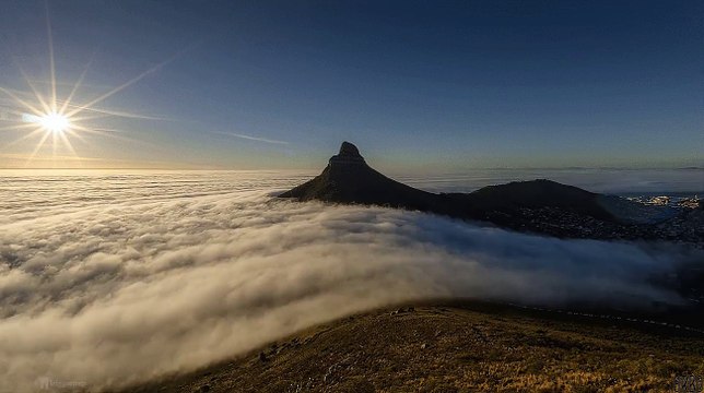 Clouds pouring into Cape Town