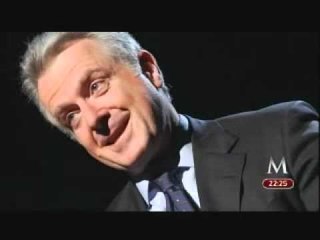 No suelo apostar, salvo cuando juegan los pumas: Santiago Creel