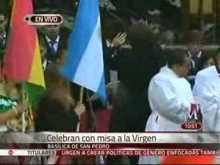 Celebran la misa de la Virgen en la basílica de San Pedro