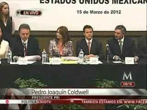 Se registra Peña Nieto como candidato del PRI y Verde