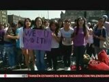 Esperan las 'Beliebers' a Justin en el Zócalo capitalino