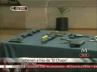 Presentan en la SIEDO a Jesús Alfredo Guzmán Salazar, hijo de "El Chapo"