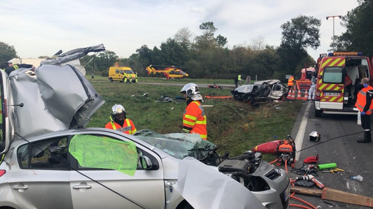 Poids-lourd contre voitures: un mort, un blessé grave