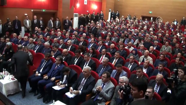 Ankara Valisi Topaca, muhtarlarla buluştu - ANKARA