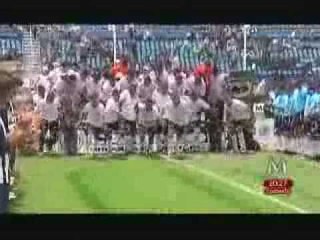 Ejército y Marina se echan 'cascarita' en el Azul