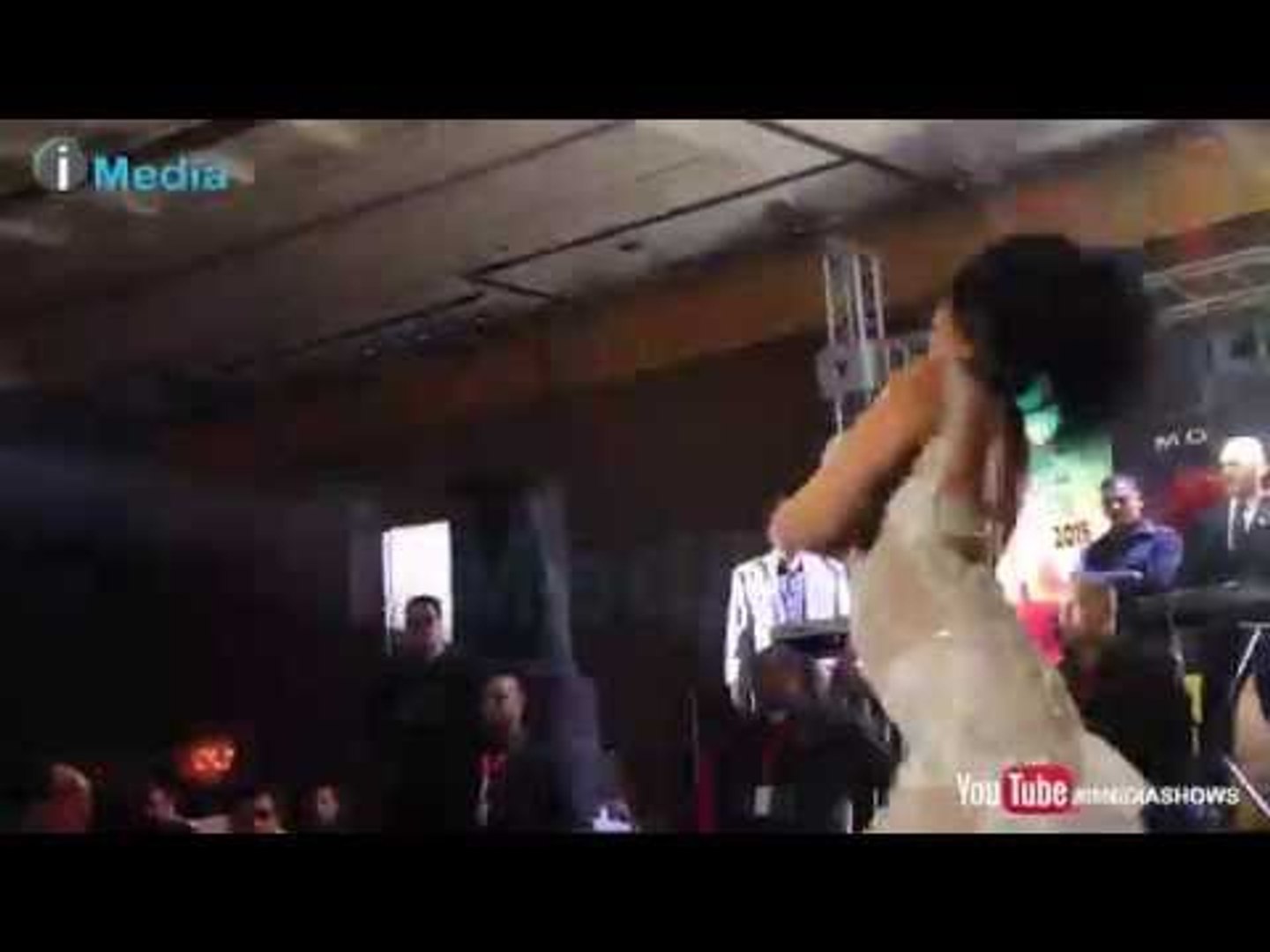 الراقصة شمس فى وصلة رقص - جامدة جدا - فيديو Dailymotion