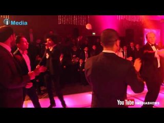 عبد الفتاح الجرينى يغنى كام يوم فى فرح