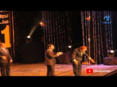 مهرجان الإسكندرية السينمائي | لحظة هتاف الحضور للفنان محمود ياسين : محمود .. محمود .. محمود