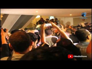 العرض الخاص لفيلم "أهواك" | خناقة بين جاردات تامر حسنى و المصورين بالشلاليت والبونيات!