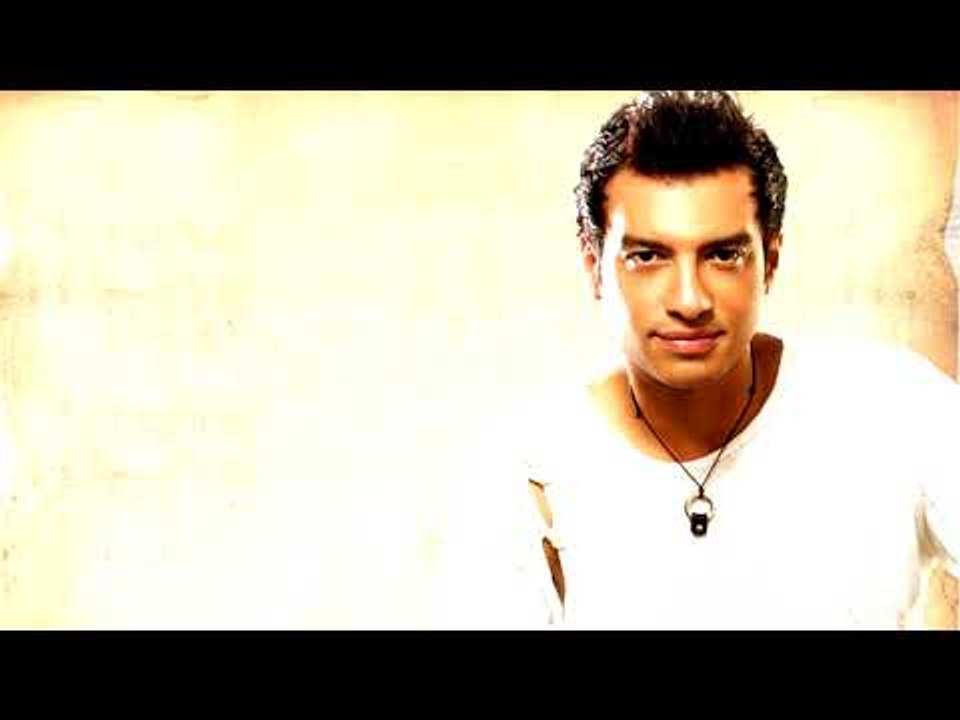 Ehab Tawfiq - Aghla El Oyoon | إيهاب توفيق - أغلى العيون