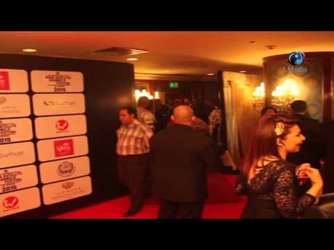 مهرجان القنوات الفضائية | شاهد لحظة دخول نيكول سابا بفستان قصير جدا أبهر الجميع