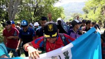 Thousands of migrants form new 'caravan' in Guatemala