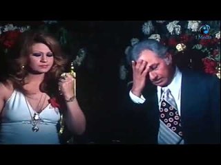 العروسة كل لما يجبولها عريس تصرخ وتجري