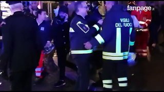 Roma, crolla scala mobile della metro Repubblica: le prime immagini dei soccorsi
