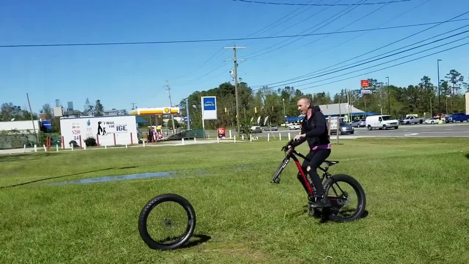 Wheel Pops off Bike During Wheelie