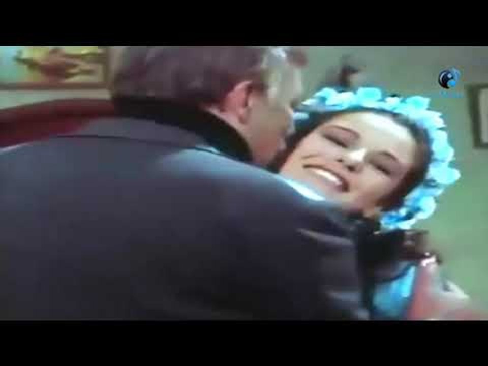 الراجل  الكبير  ها يموت على البت  الصغيرة