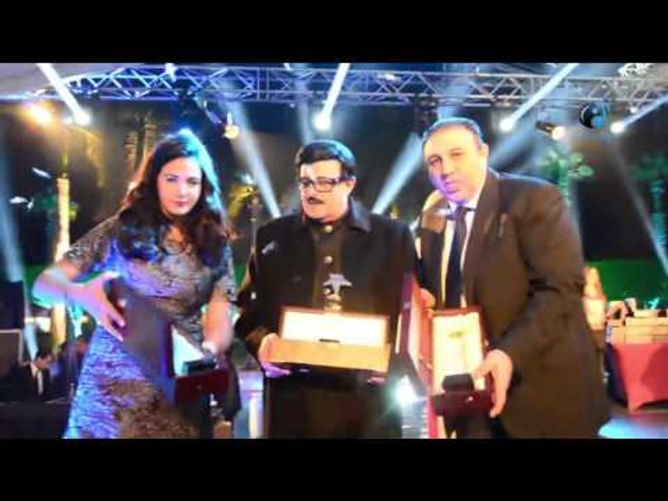 حفل النايل دراما |  النجم سمير غانم وصورة مع ال...