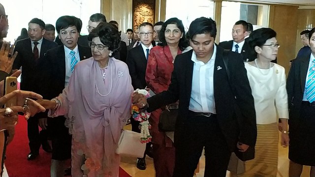 Dr Siti Hasmah arrives in Bangkok