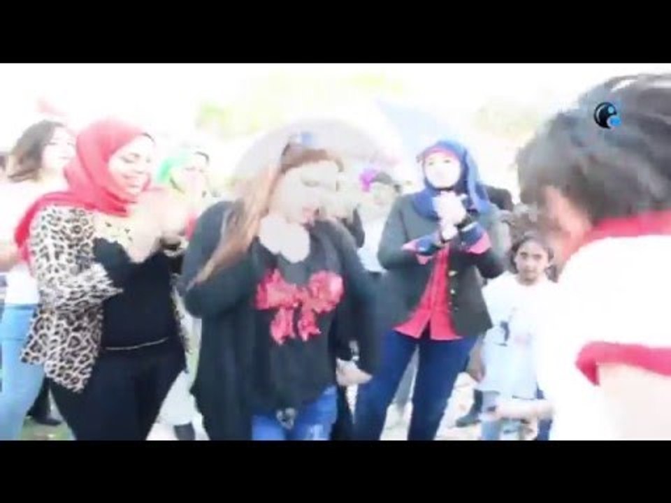 حفله يوم اليتيم | شاهد رقص رائع ميرنا وكل بنات المدرسة على دبكة مجد القاسم ..  مسخرة !