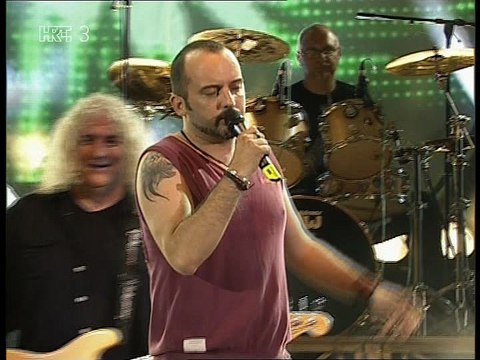Atomsko sklonište & Tony Cetinski & Aki - Za ljubav treba imat dušu (live)