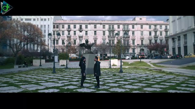 Μάκης Δημάκης - Ζήσε Εκεί Που Ονειρεύεσαι (Official Video Clip)