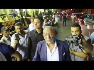 عزاء طارق سليم | شاهد عدلي القيعي لحظة دخولة العزاء وسط حراسة مشددة