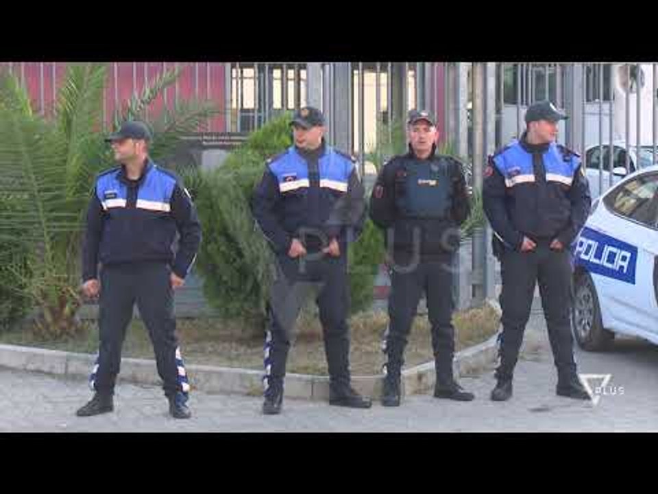 Laboratorin e Heroinës,të moshuarit i bie të fi...