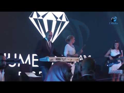 حفلة راغب علامة | راغب علامة يغني مع الجمهور قلبي عشقها وسط تصفيق حاد