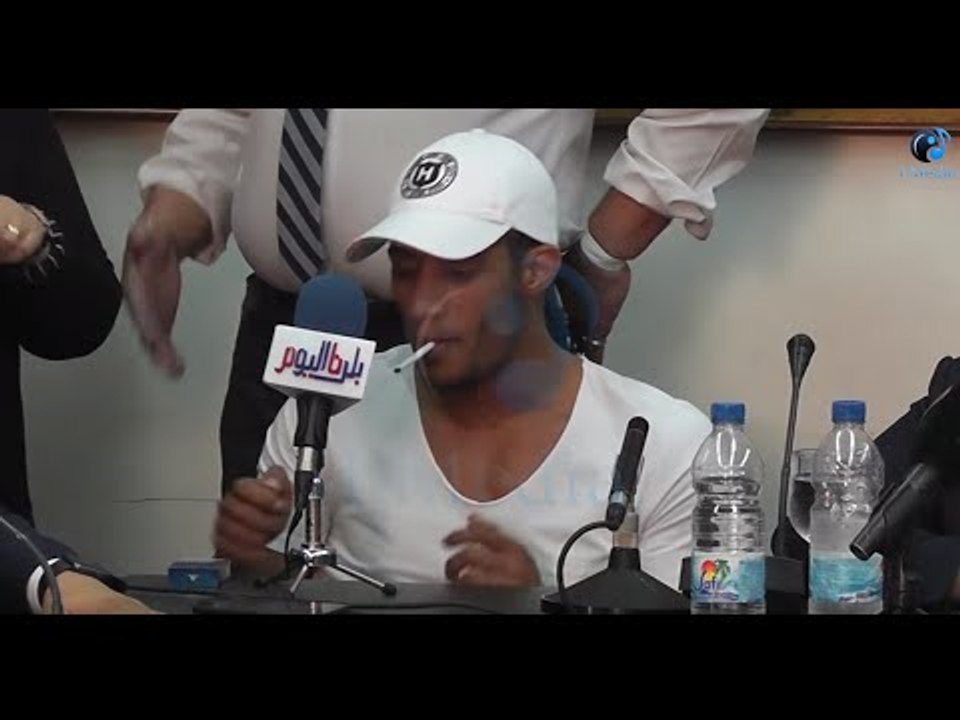 ندوة مجلة "نصف الدنيا" لمسرحية أهلا رمضان | فضيحة محمد رمضان: بيشرب سجاير في الندوة!