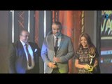 مهرجان القنوات الفضائية | شاهد لحظة صعود الديفا سميرة سعيد على المسرح - شوف فستانها المثير!