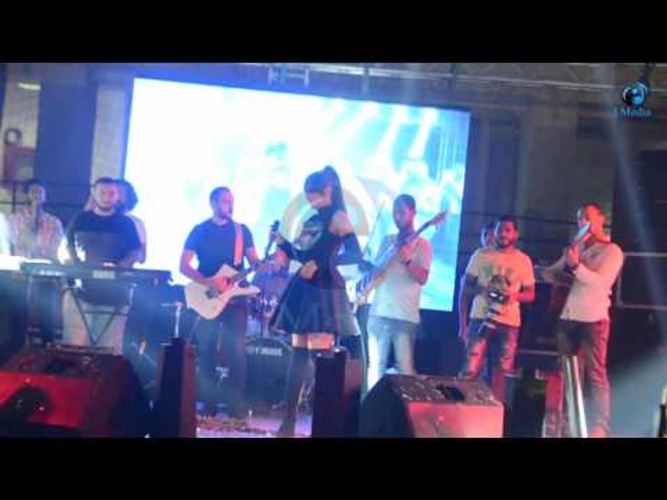 حفل ساندي | شاهد ساندي ترقص على المسرح أحلى رقص...