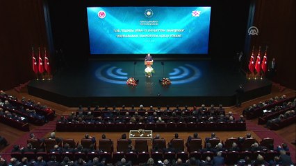 Cumhurbaşkanı Erdoğan: '(Danıştayın 'öğrenci andı' kararı) 2018'e kadar niçin acaba bu konuda bir karar verilmedi de şimdi veriliyor - ANKARA