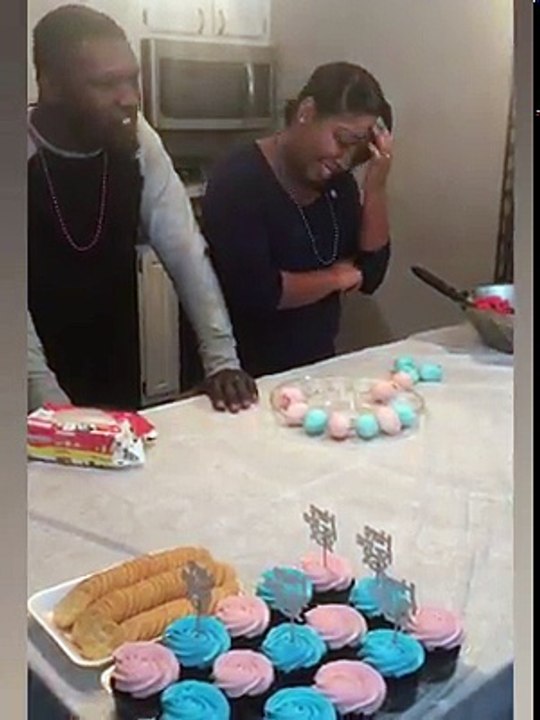 Couple uses hardboiled eggs in gender reveal ga...