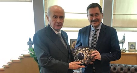 Melih Gökçek, "MHP'den Aday Olacak" İddialarına İlişkin Soruya Cevap Vermedi