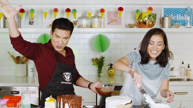 Mario Lopez Tries To Decorate A Cake Better Than Delish Senior Food Editor