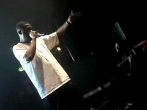 Gza & the Crowd Diss 50 Cent and Soulja Boy...