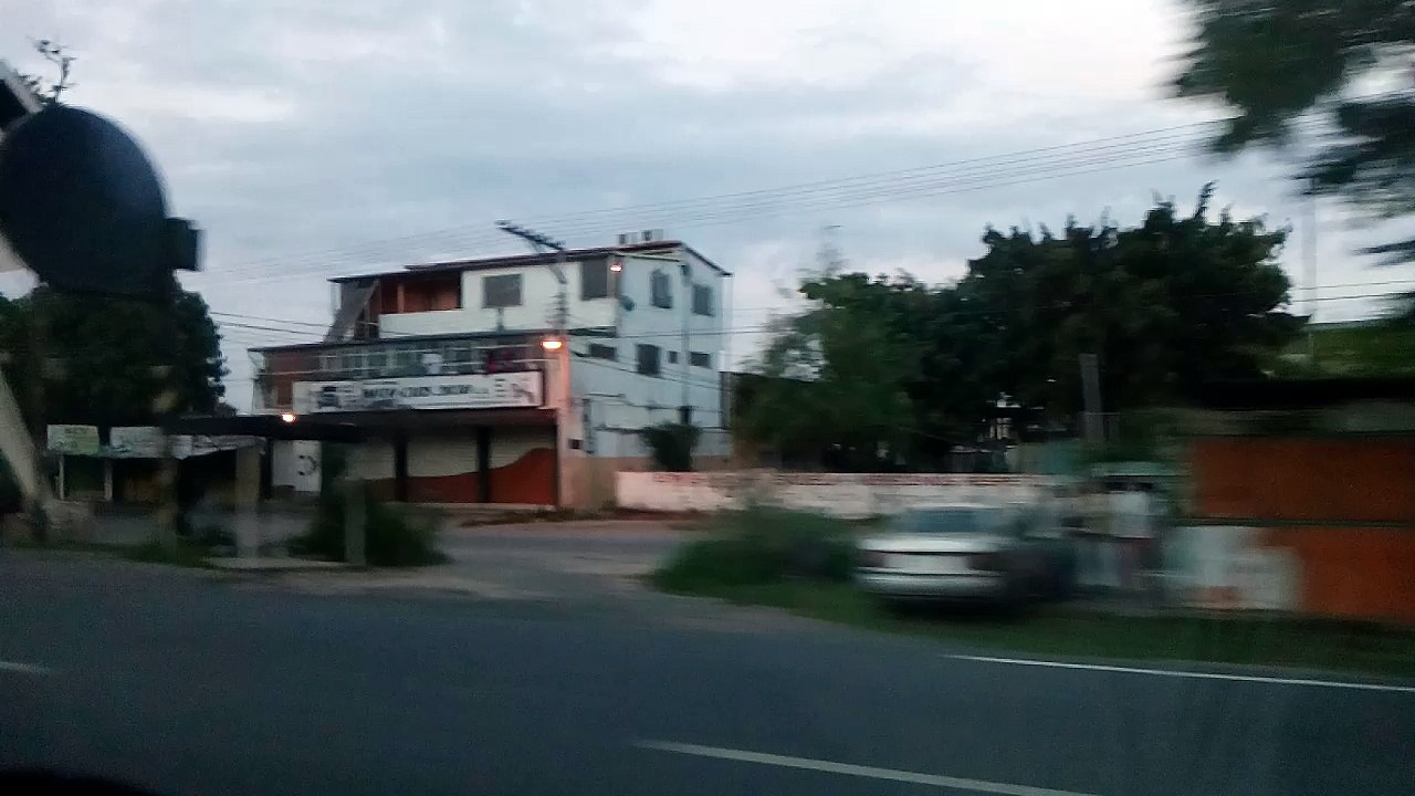 avenida universidad