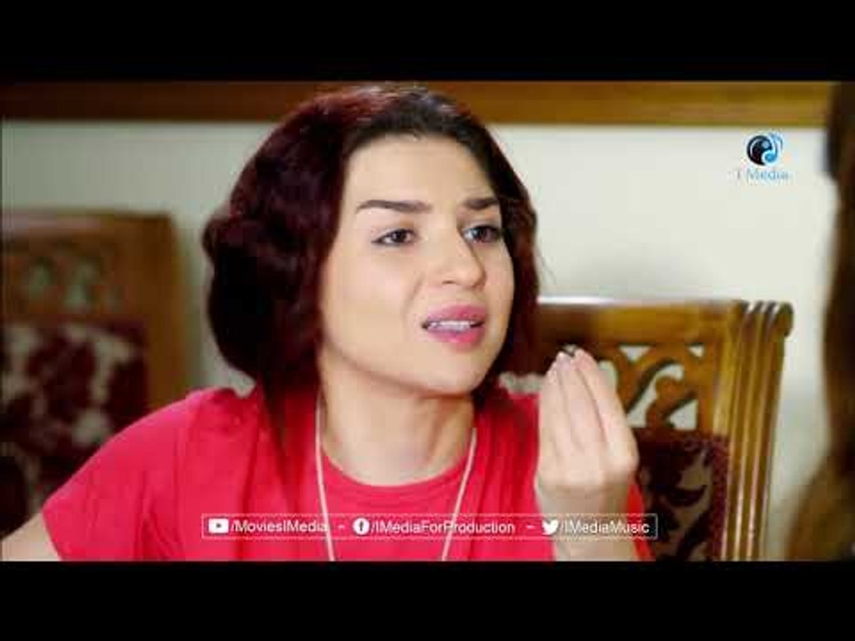 إتفرج علي البنات البلدى و هي بتتعلم الإتيكيت   