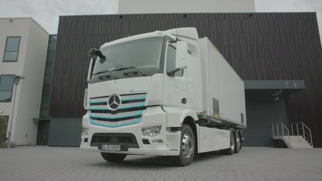 Mercedes-Benz eActros Driving Events
