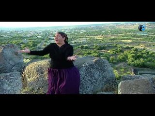 ام جيدعان بتقول لابنها اتطلع زي مش زي ابوها