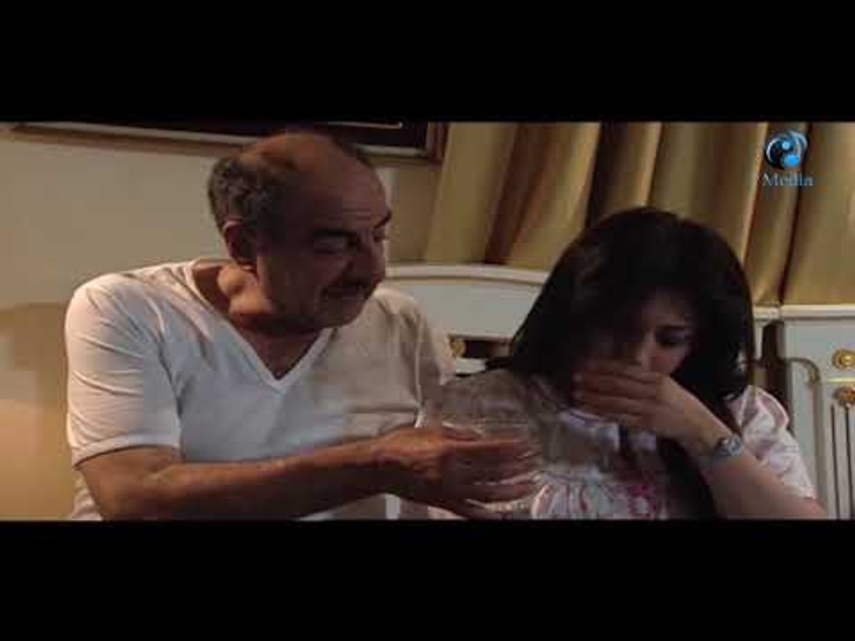 الراجل من كتر حبه لمراته سمها