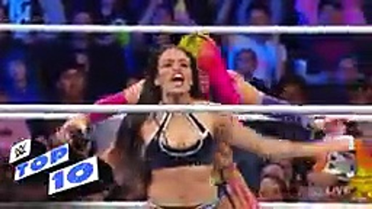 Top 10 SmackDown LIVE moments- WWE Top 10, October 23, 2018_144p